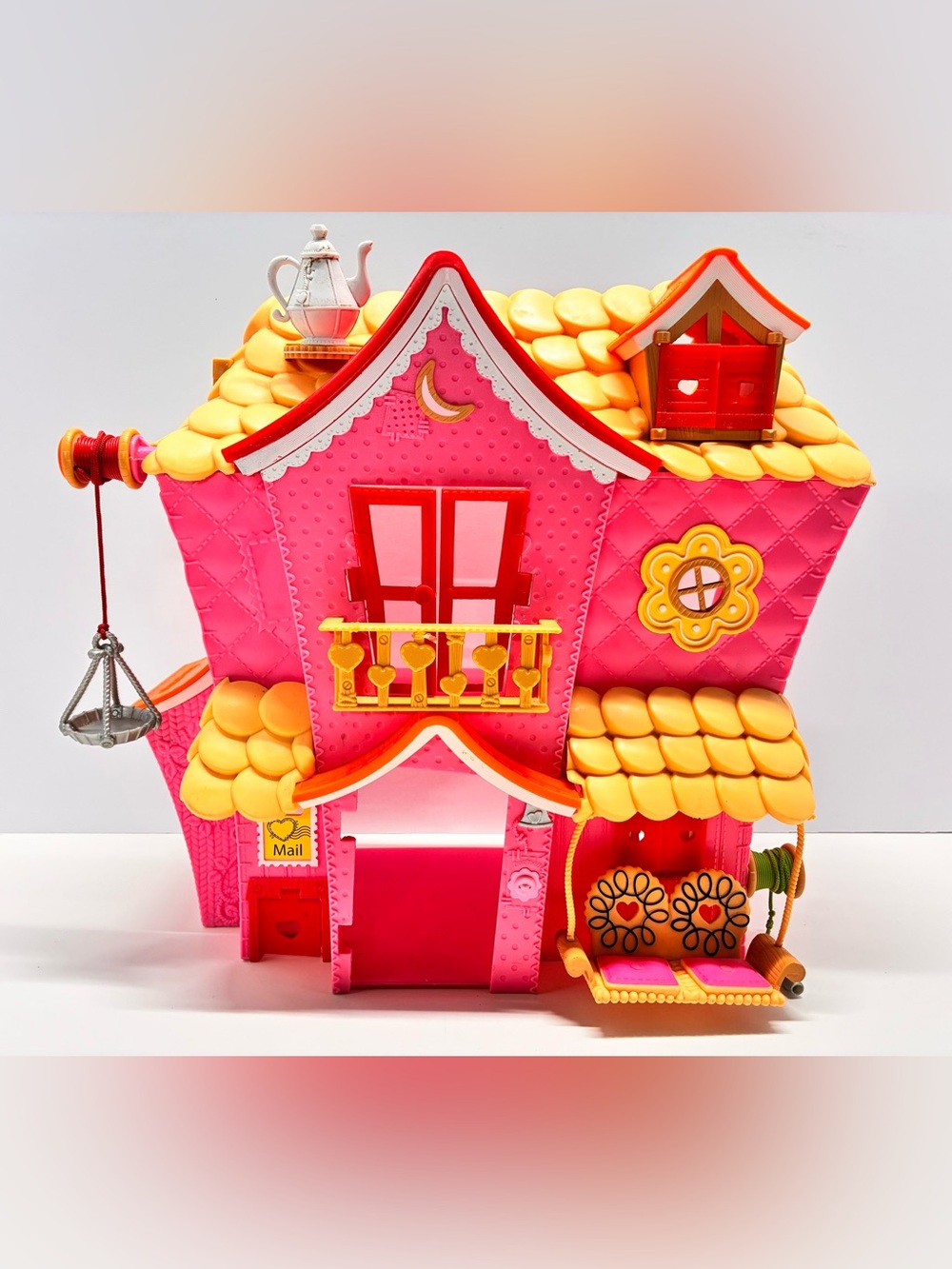 Lalaloopsy Mini Sew Sweet House Playset Dollhouse 2011 MGA Entertainment 510321